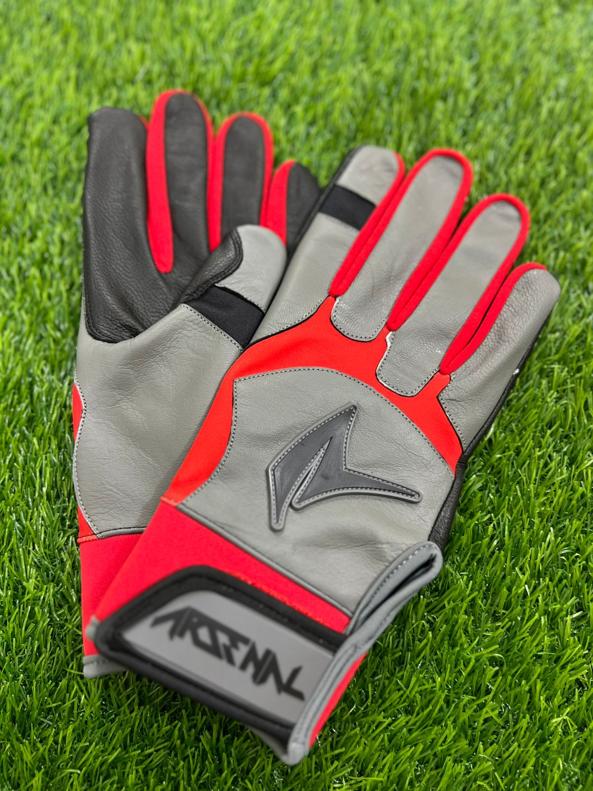 ARSENAL V1 BATTING GLOVES